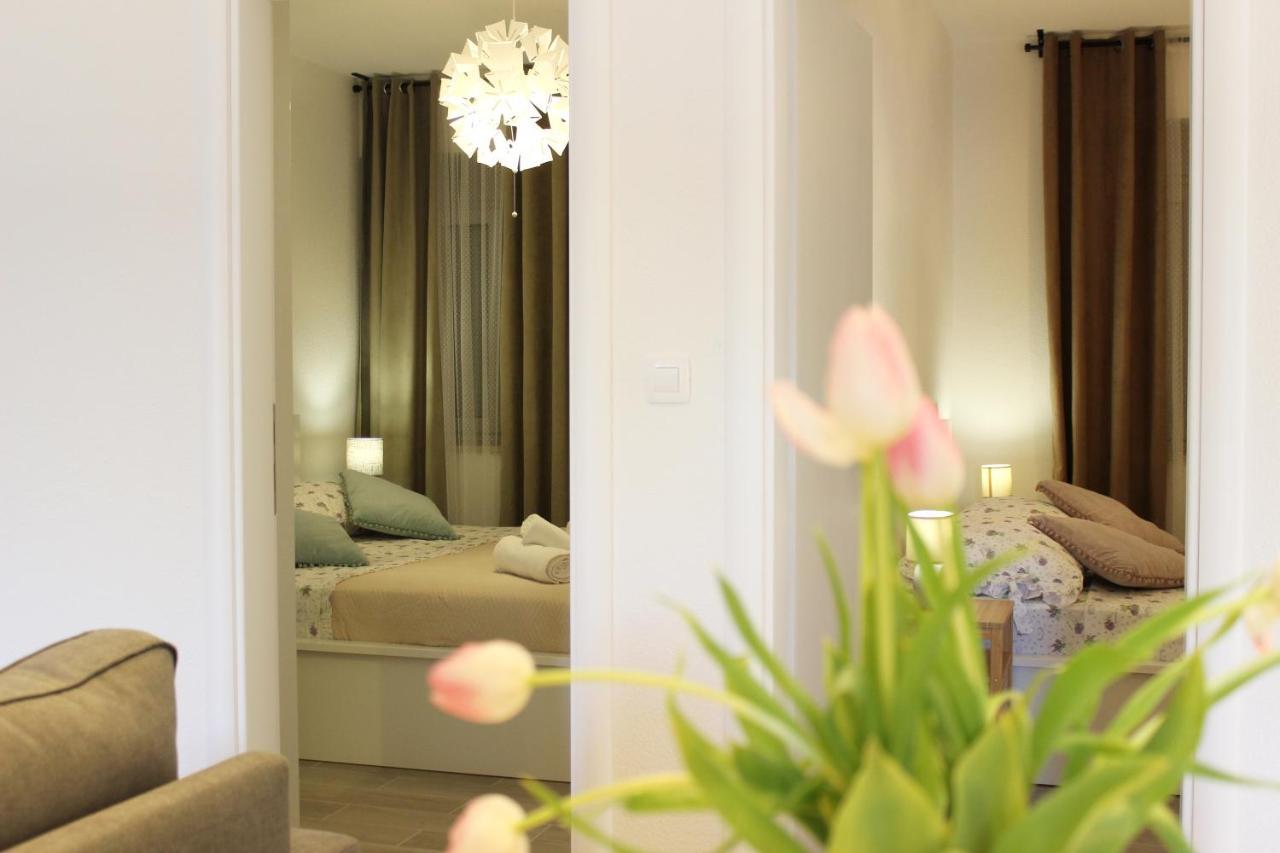 The View Apartment ปูชิสชา ภายนอก รูปภาพ